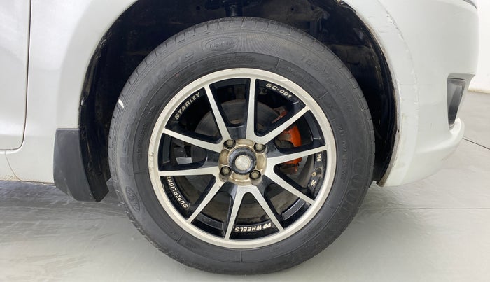 2012 Maruti Swift ZXI, Petrol, Manual, 93,801 km, Right Front Wheel