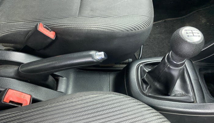 2012 Maruti Swift ZXI, Petrol, Manual, 93,801 km, Gear Lever