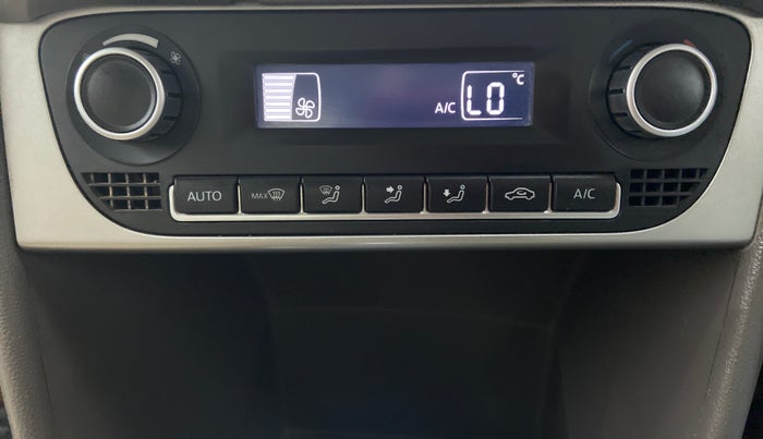 2017 Volkswagen Vento HIGHLINE TDI AT, Diesel, Automatic, 96,234 km, Automatic Climate Control