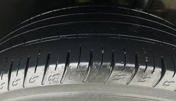 2019 Maruti Vitara Brezza ZDI AMT, Diesel, Automatic, 41,698 km, Left Rear Tyre Tread