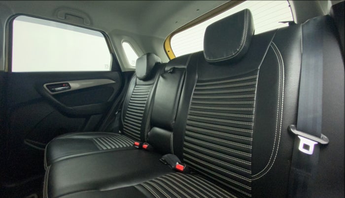 2019 Maruti Vitara Brezza ZDI AMT, Diesel, Automatic, 41,698 km, Right Side Rear Door Cabin