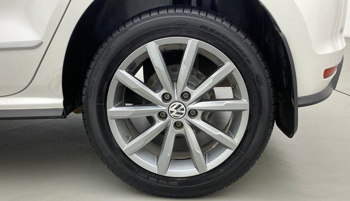 2021 Volkswagen Polo HIGH LINE PLUS 1.0, Petrol, Manual, 23,623 km, Left Rear Wheel
