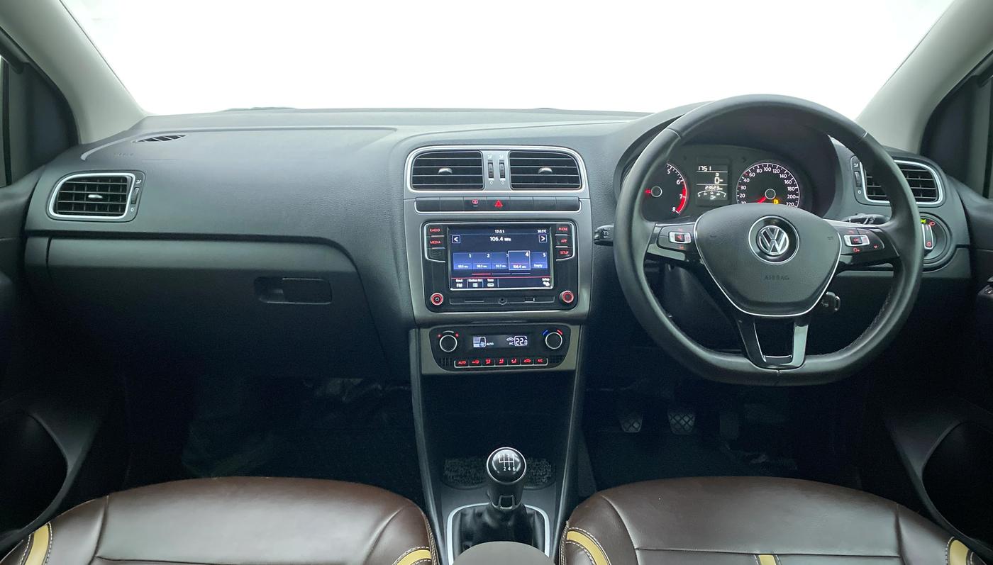 2021 Volkswagen Polo HIGH LINE PLUS 1.0, Petrol, Manual, 23,623 km, Dashboard