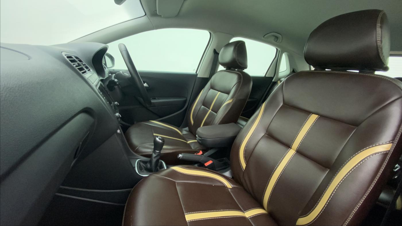 2021 Volkswagen Polo HIGH LINE PLUS 1.0, Petrol, Manual, 23,623 km, Right Side Front Door Cabin