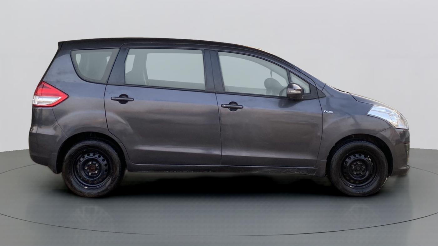 2013 Maruti Ertiga VDI, Diesel, Manual, 40,872 km, Right Side View