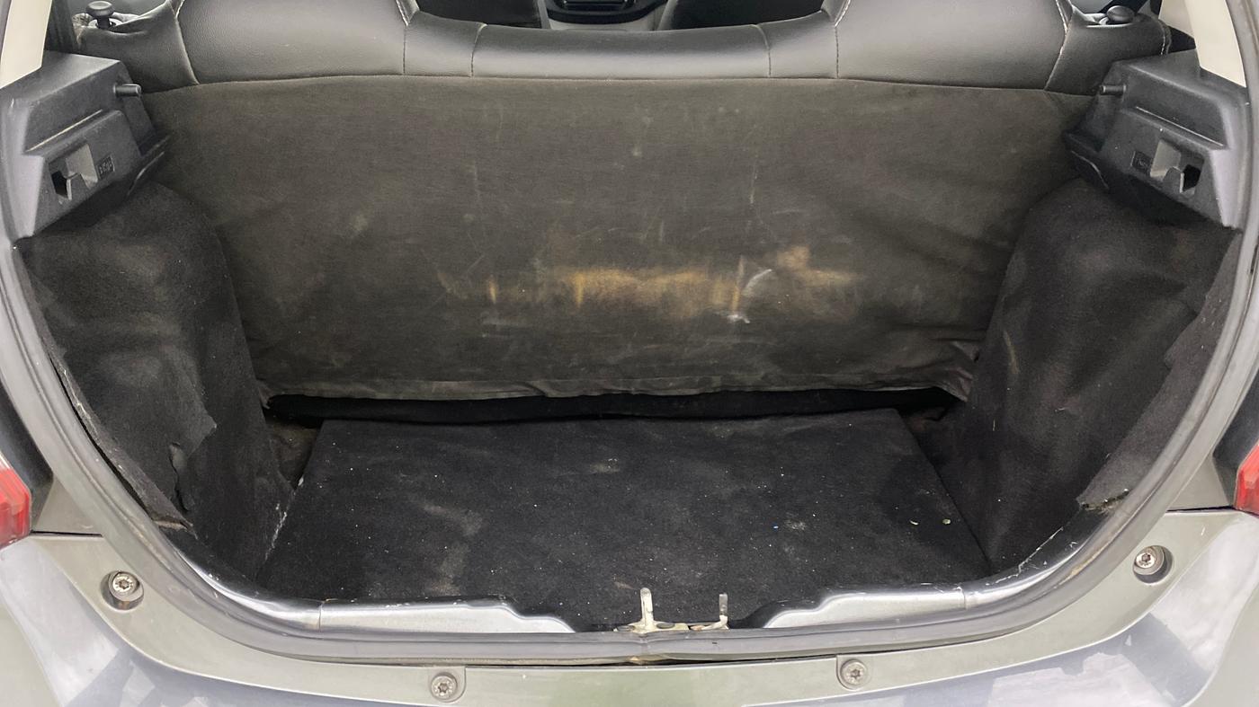 2022 Tata Tiago XT (O) PETROL, Petrol, Manual, 21,148 km, Boot Inside