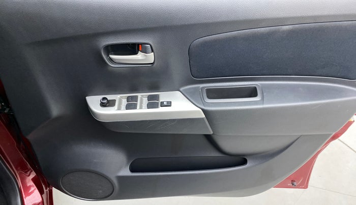 2012 Maruti Wagon R 1.0 VXI, Petrol, Manual, 24,045 km, Driver Side Door Panels Control