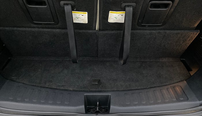 2021 Tata Safari XZ, Diesel, Manual, 11,931 km, Boot Inside