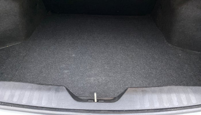 2020 Maruti Ciaz SIGMA 1.5 SHVS MT  PETROL, Petrol, Manual, 20,675 km, Boot Inside