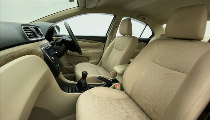 2020 Maruti Ciaz SIGMA 1.5 SHVS MT  PETROL, Petrol, Manual, 20,675 km, Right Side Front Door Cabin