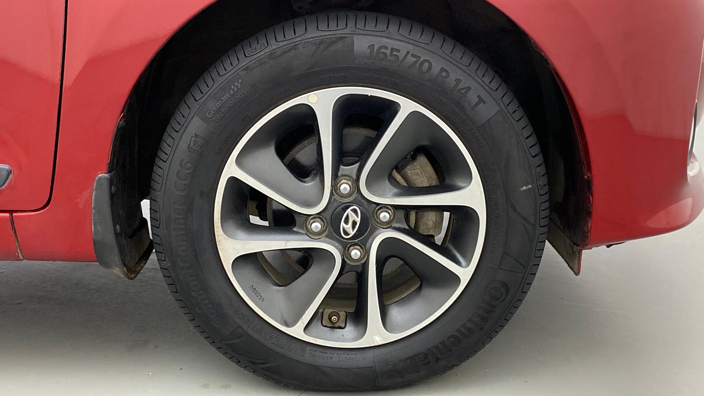 2017 Hyundai Grand i10 ASTA 1.2 KAPPA VTVT, Petrol, Manual, 45,356 km, Right Front Wheel