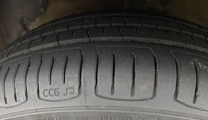 2017 Hyundai Grand i10 ASTA 1.2 KAPPA VTVT, Petrol, Manual, 45,356 km, Left Front Tyre Tread