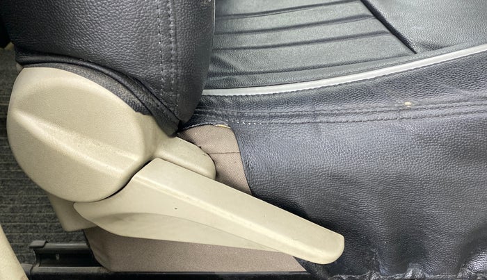 2012 Toyota Etios Liva G SP, Petrol, Manual, 72,731 km, Driver Side Adjustment Panel