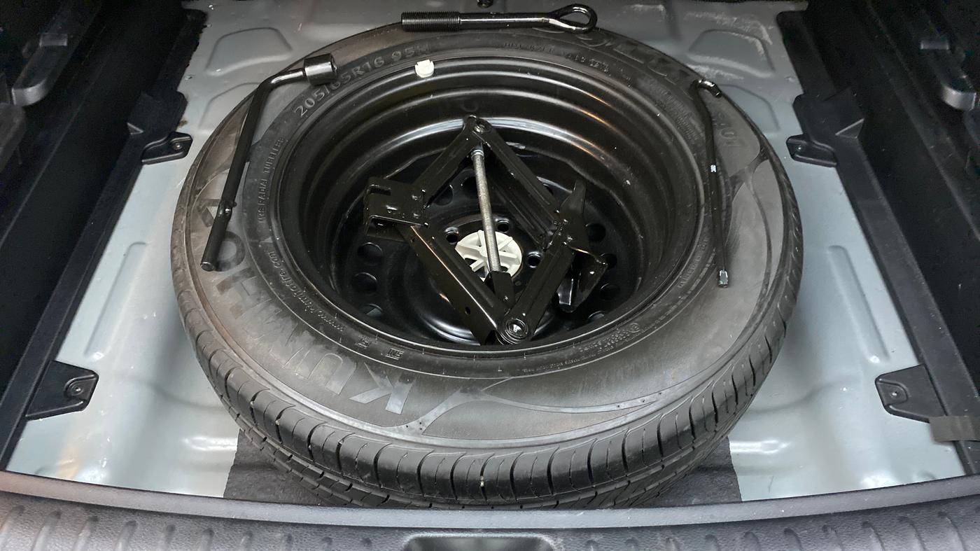 2019 KIA SELTOS HTK 1.5 PETROL, Petrol, Manual, 28,379 km, Spare Tyre