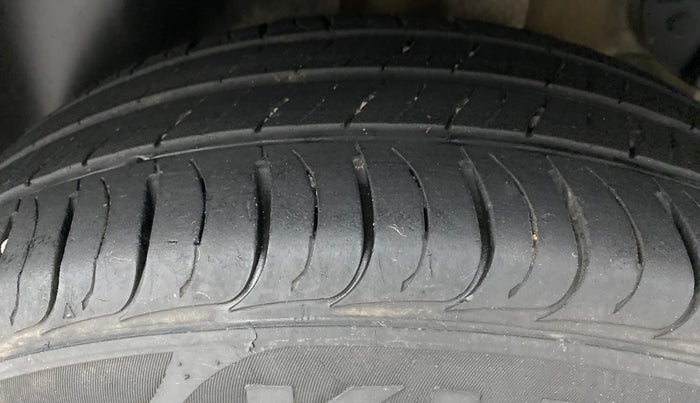 2019 KIA SELTOS HTK 1.5 PETROL, Petrol, Manual, 28,379 km, Left Rear Tyre Tread
