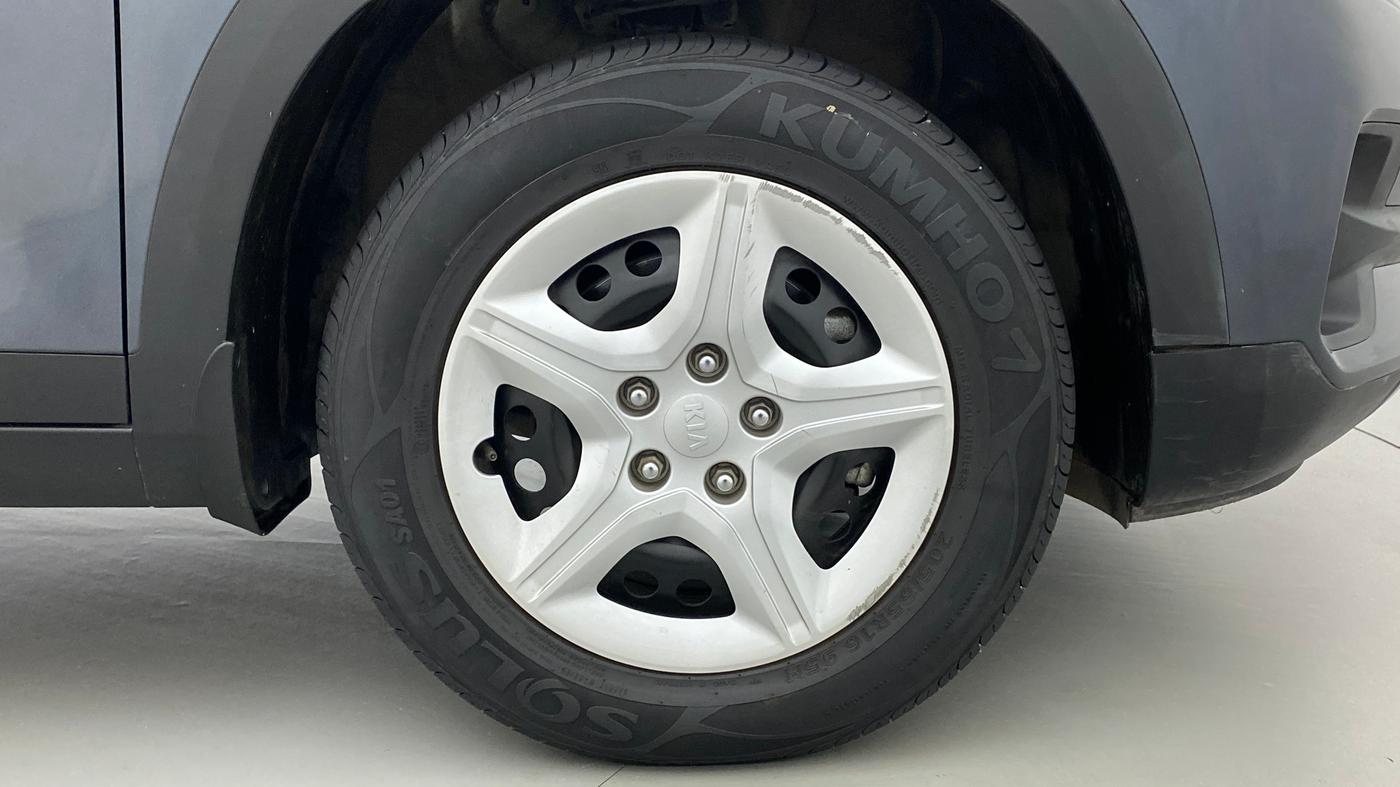 2019 KIA SELTOS HTK 1.5 PETROL, Petrol, Manual, 28,379 km, Right Front Wheel