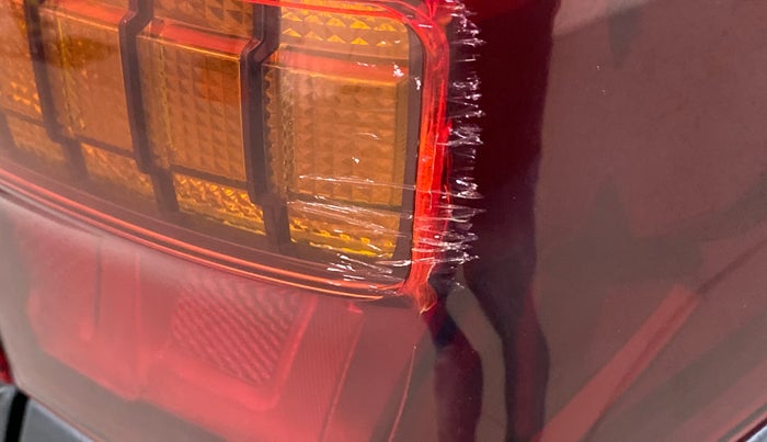 2019 KIA SELTOS HTK 1.5 PETROL, Petrol, Manual, 28,379 km, Right tail light - Minor scratches