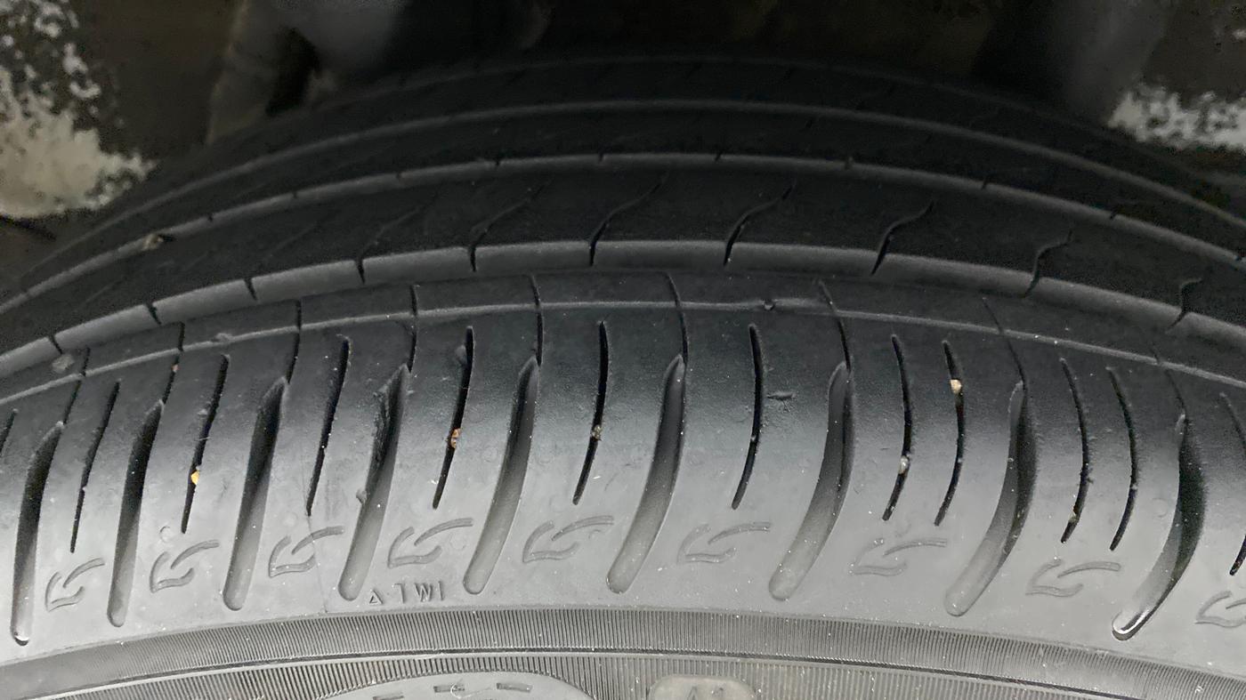 2021 Hyundai VENUE SX 1.0 TURBO IMT, Petrol, Manual, 15,242 km, Left Rear Tyre Tread