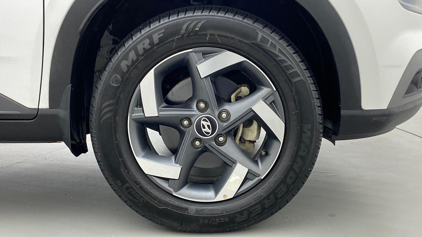 2021 Hyundai VENUE SX 1.0 TURBO IMT, Petrol, Manual, 15,242 km, Right Front Wheel