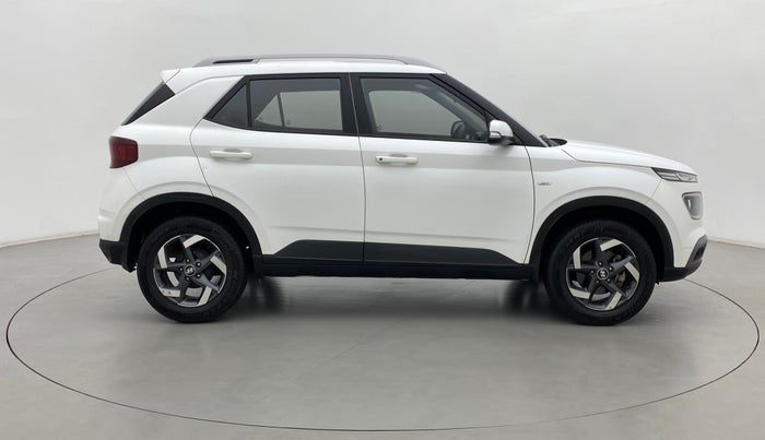 2021 Hyundai VENUE SX 1.0 TURBO IMT, Petrol, Manual, 15,242 km, Right Side View
