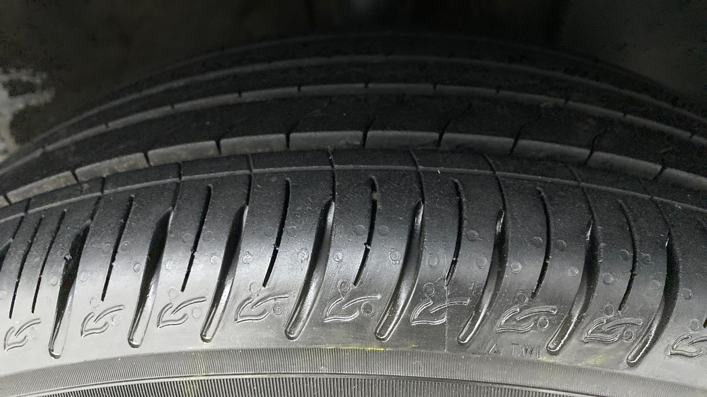 2021 Hyundai VENUE SX 1.0 TURBO IMT, Petrol, Manual, 15,242 km, Right Front Tyre Tread