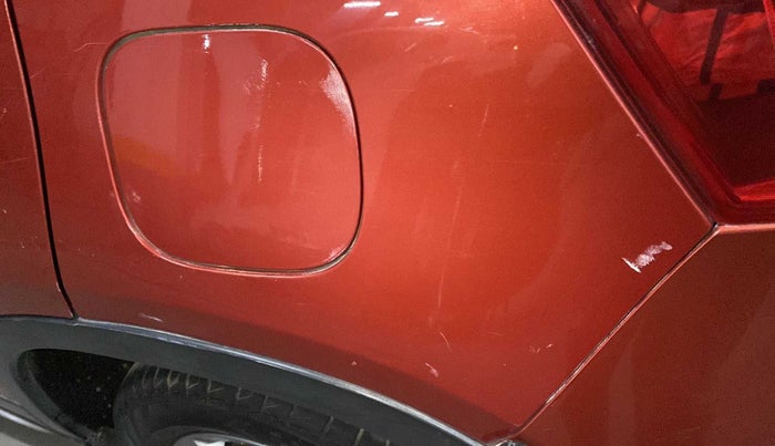 2016 Maruti Vitara Brezza ZDI PLUS DUAL TONE, Diesel, Manual, 96,069 km, Left quarter panel - Minor scratches