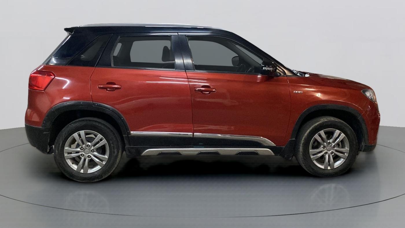 2016 Maruti Vitara Brezza ZDI PLUS DUAL TONE, Diesel, Manual, 96,069 km, Right Side View