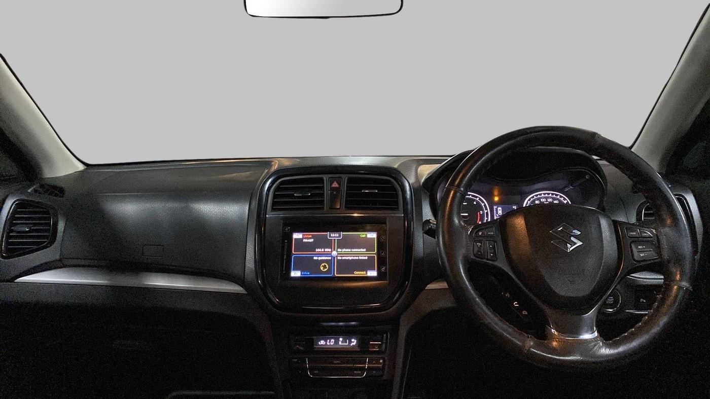 2016 Maruti Vitara Brezza ZDI PLUS DUAL TONE, Diesel, Manual, 96,069 km, Dashboard