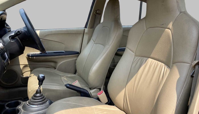 2016 Honda Amaze 1.5L I-DTEC SX, Diesel, Manual, 98,421 km, Right Side Front Door Cabin