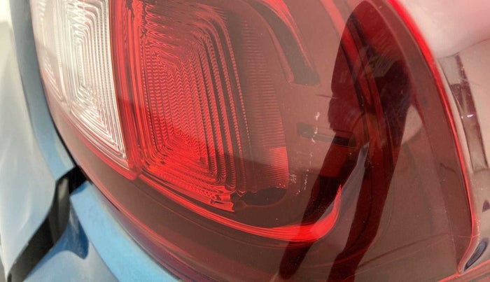 2021 Renault Kwid RXT 1.0 AMT (O), Petrol, Automatic, 28,118 km, Right tail light - Minor scratches