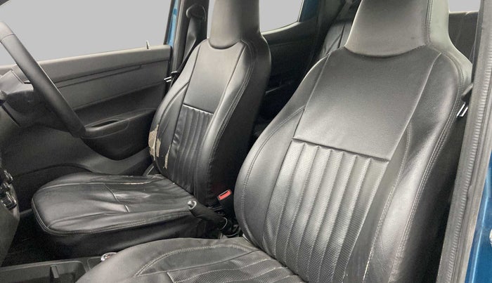 2021 Renault Kwid RXT 1.0 AMT (O), Petrol, Automatic, 28,118 km, Right Side Front Door Cabin