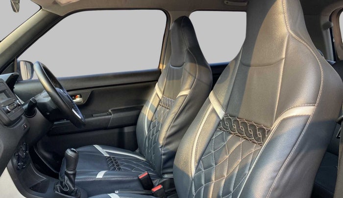 2019 Maruti New Wagon-R VXI 1.0, Petrol, Manual, 14,322 km, Right Side Front Door Cabin