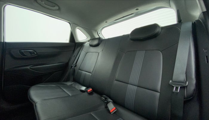 2020 Hyundai NEW I20 SPORTZ 1.0T GDI IMT, Petrol, Manual, 12,122 km, Right Side Rear Door Cabin