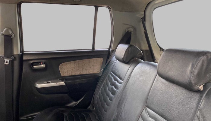 2016 Maruti Wagon R 1.0 VXI, Petrol, Manual, 64,773 km, Right Side Rear Door Cabin