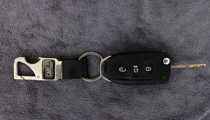 2014 Tata Zest XT RT, Petrol, Manual, 55,368 km, Key Close Up