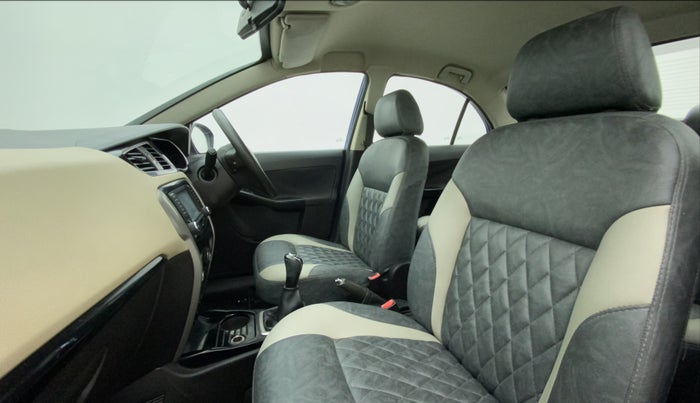 2014 Tata Zest XT RT, Petrol, Manual, 55,368 km, Right Side Front Door Cabin