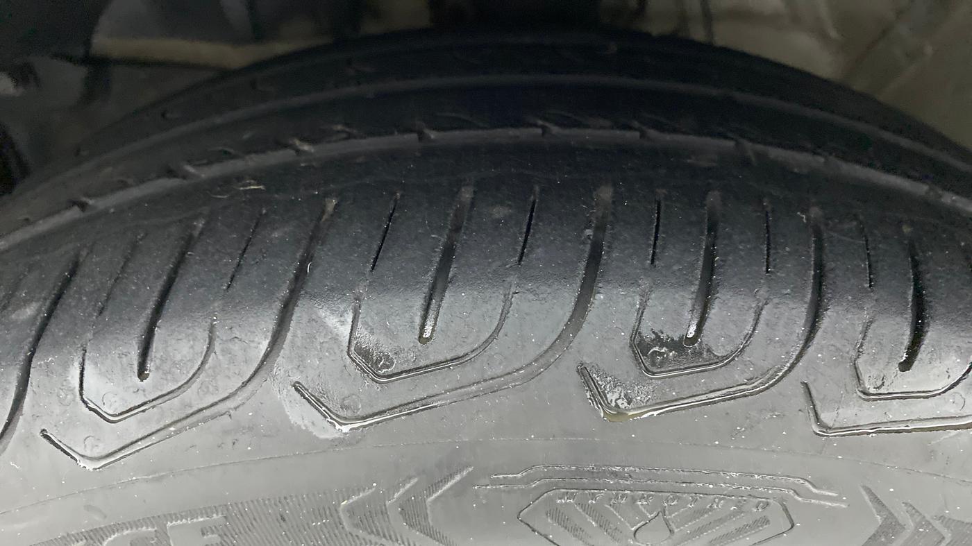 2014 Honda City 1.5L I-VTEC VX CVT, Petrol, Automatic, 97,716 km, Left Front Tyre Tread