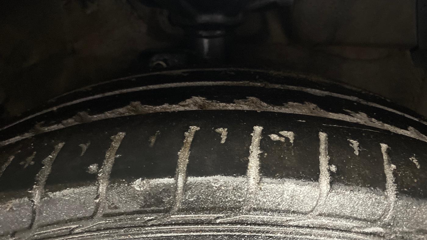 2014 Maruti Celerio ZXI, Petrol, Manual, 57,532 km, Right Front Tyre Tread