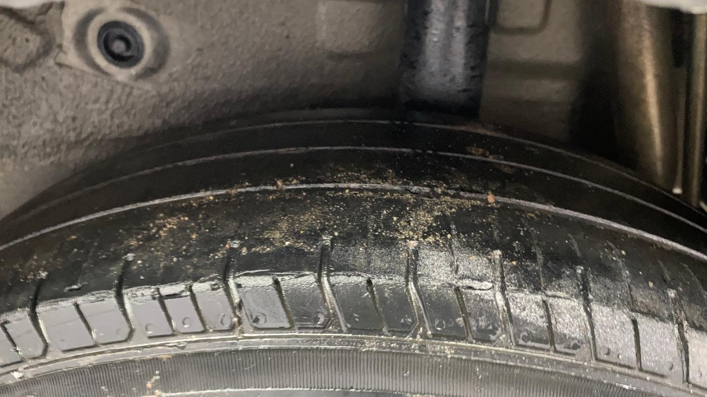 2014 Maruti Celerio ZXI, Petrol, Manual, 57,532 km, Left Rear Tyre Tread