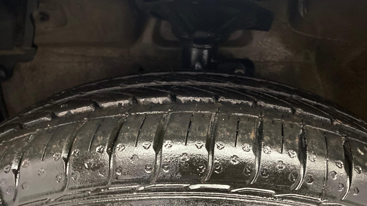 2014 Maruti Celerio ZXI, Petrol, Manual, 57,532 km, Left Front Tyre Tread