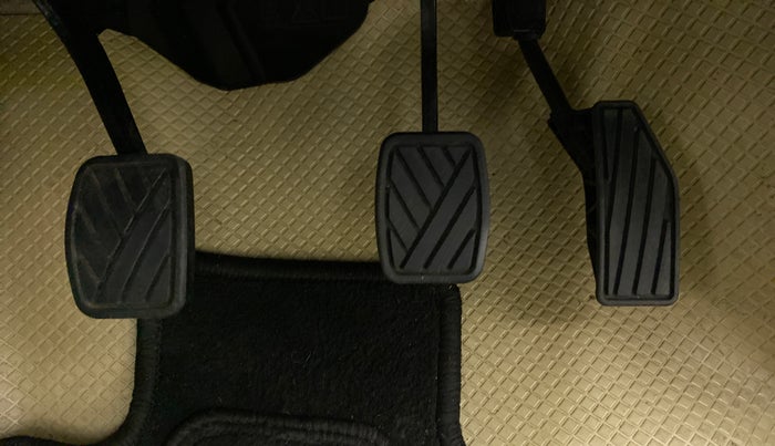 2020 Maruti Dzire VXI, Petrol, Manual, 42,584 km, Pedals