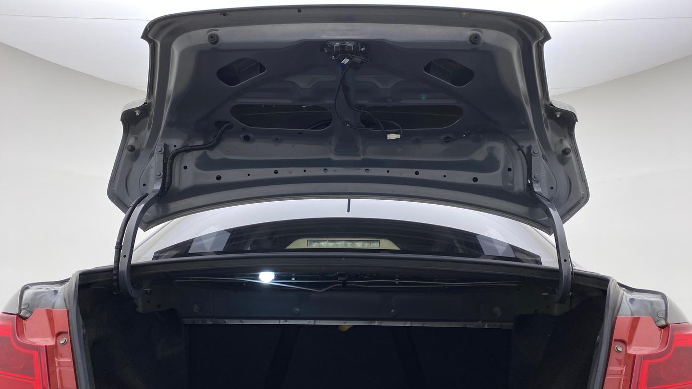 2020 Maruti Dzire VXI, Petrol, Manual, 42,584 km, Boot Door Open