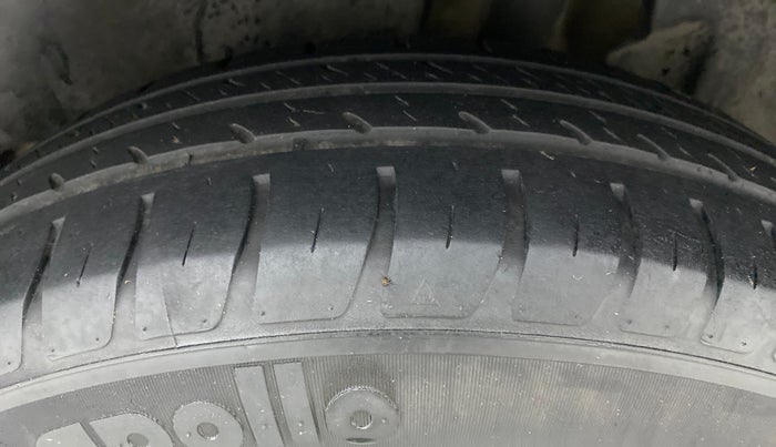 2020 Maruti Dzire VXI, Petrol, Manual, 42,584 km, Left Rear Tyre Tread