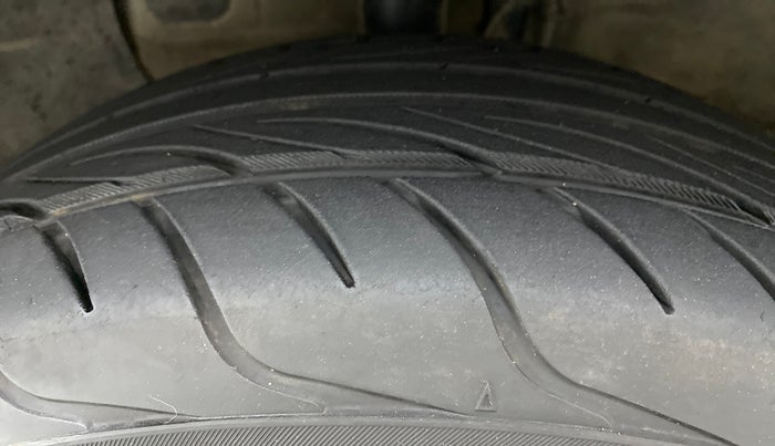 2017 Hyundai Elite i20 SPORTZ 1.2, Petrol, Manual, 41,485 km, Left Front Tyre Tread