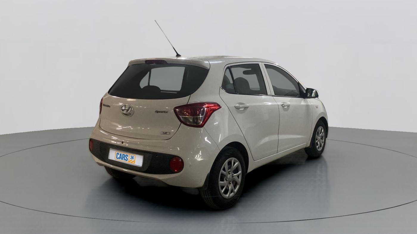 2017 Hyundai Grand i10 SPORTZ 1.2 KAPPA VTVT, Petrol, Manual, 31,311 km, Right Back Diagonal