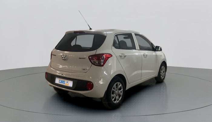2017 Hyundai Grand i10 SPORTZ 1.2 KAPPA VTVT, Petrol, Manual, 31,311 km, Right Back Diagonal