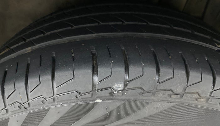 2021 Maruti S Cross SIGMA 1.5, Petrol, Manual, 15,239 km, Left Rear Tyre Tread