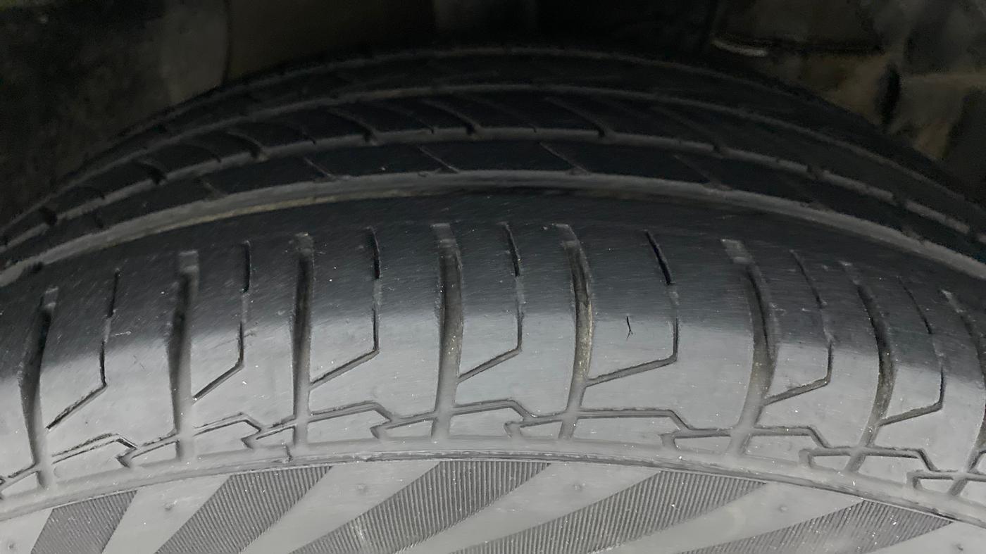 2021 Maruti S Cross SIGMA 1.5, Petrol, Manual, 15,239 km, Right Front Tyre Tread