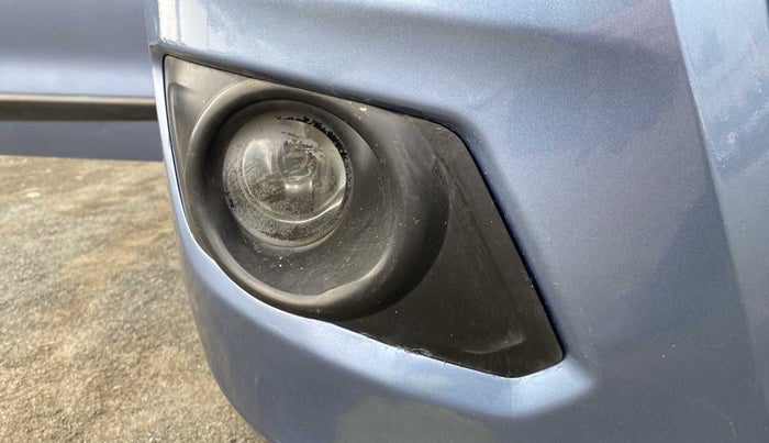 2014 Maruti Wagon R 1.0 VXI, Petrol, Manual, 72,729 km, Right fog light - Not working
