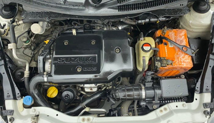 2014 Maruti Swift VDI, Diesel, Manual, 89,206 km, Engine Bonet View